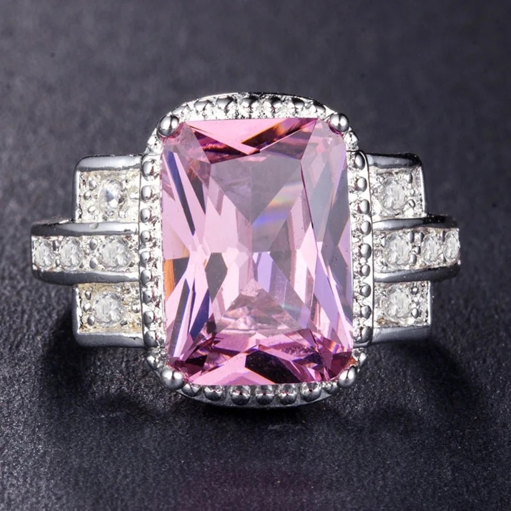 New 925 Silver Beautiful Princess Cut Pink Sapphire Ring